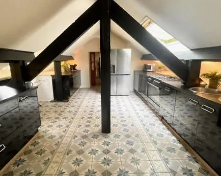 The Coach House, Chateau De La Couronne